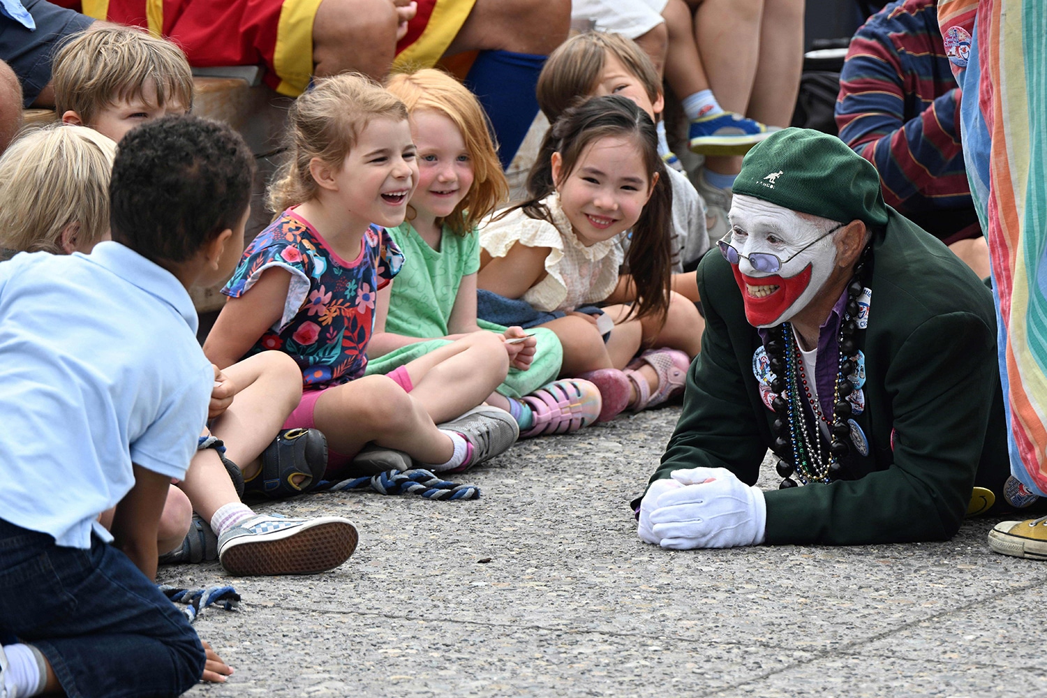 Clowns Arrival